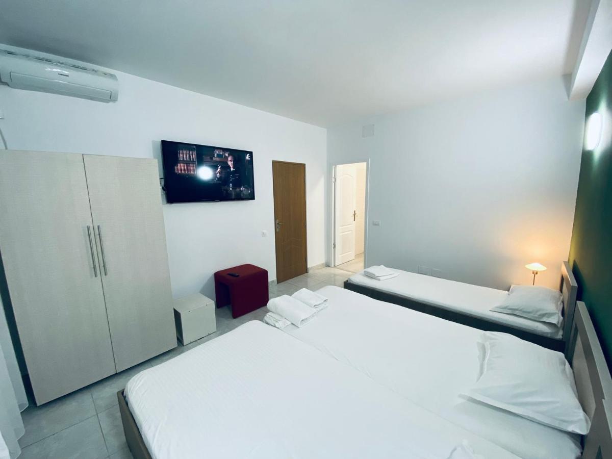 Residenza Di Carbasinni บูคาเรสต์ ภายนอก รูปภาพ