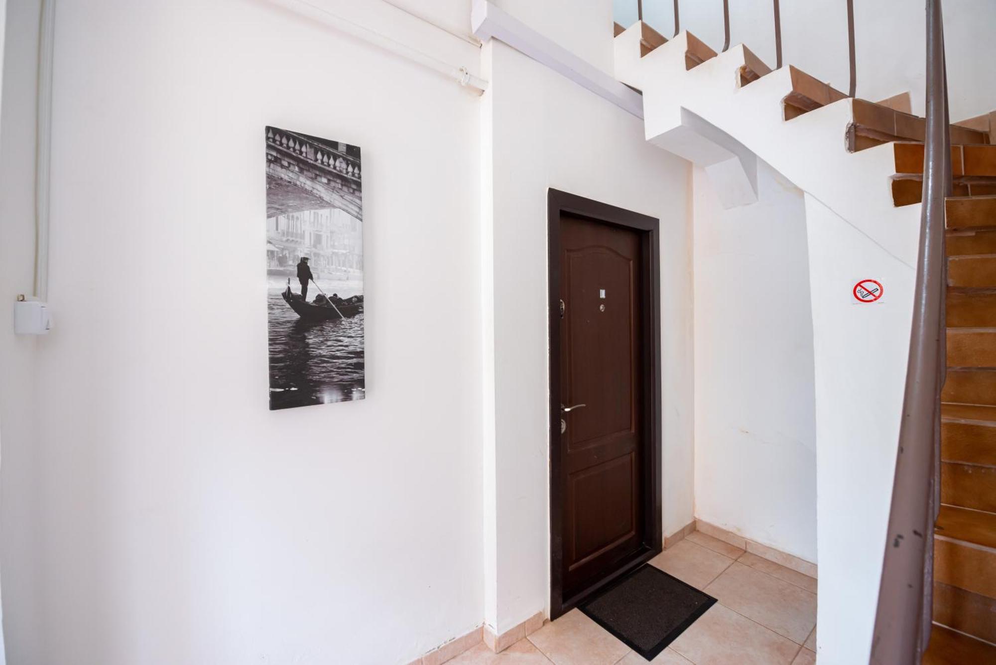 Residenza Di Carbasinni บูคาเรสต์ ภายนอก รูปภาพ